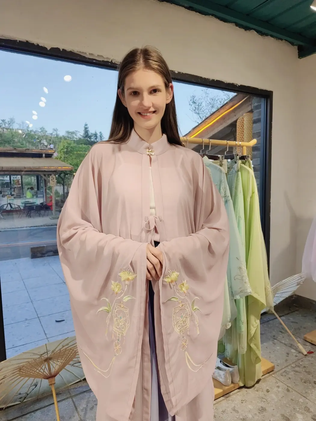 成人汉服款式展示